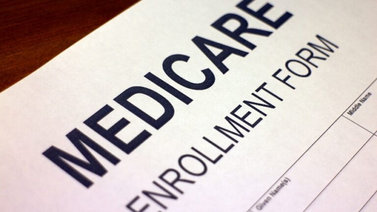 3 Timely Tips For Medicare Enrollment When You Turn 65 - Ecommbits